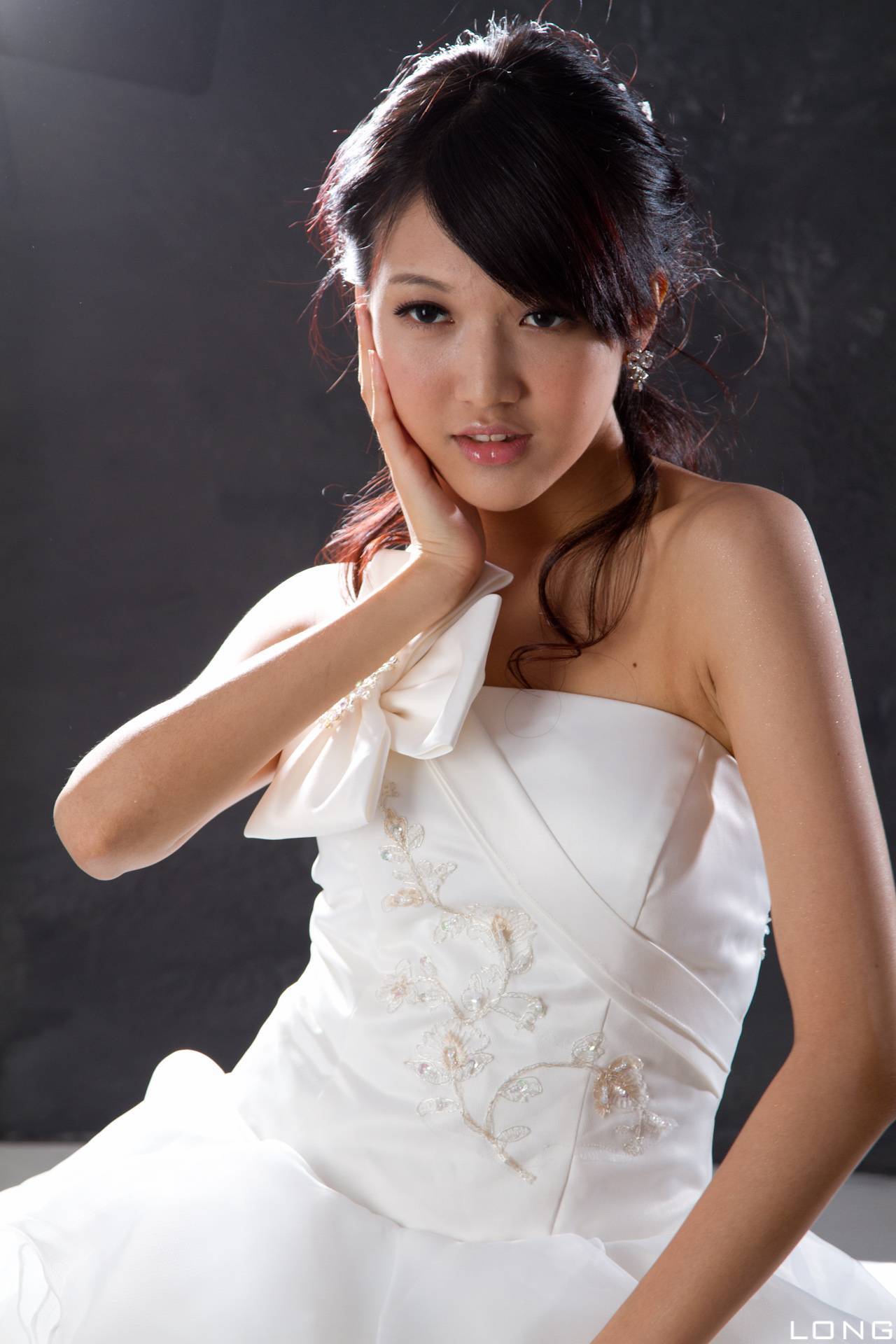 棚拍]Jill 瑋廷 婚紗之白 Beauty性感美女写真套图